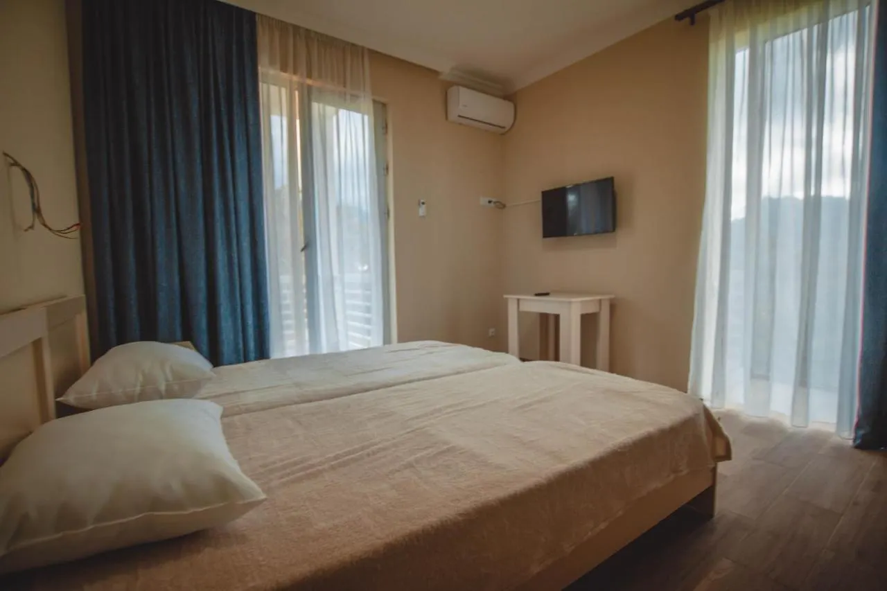 Private Villa Guest House 巴统 0*,