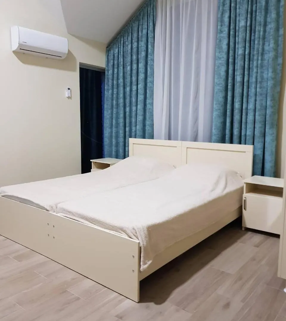 Private Villa Guest House 巴统