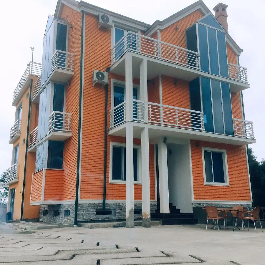 Private Villa Guest House 巴统 0*,