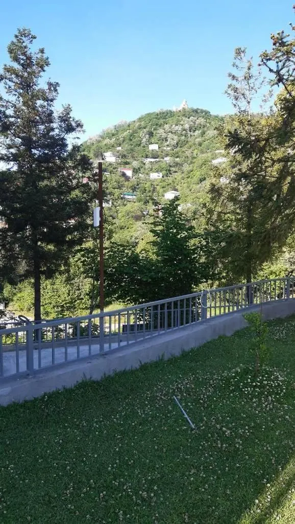 Private Villa Guest House 巴统